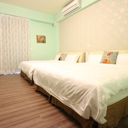 Aunt'S Bed And Breakfast T'ai-tung Esterno foto