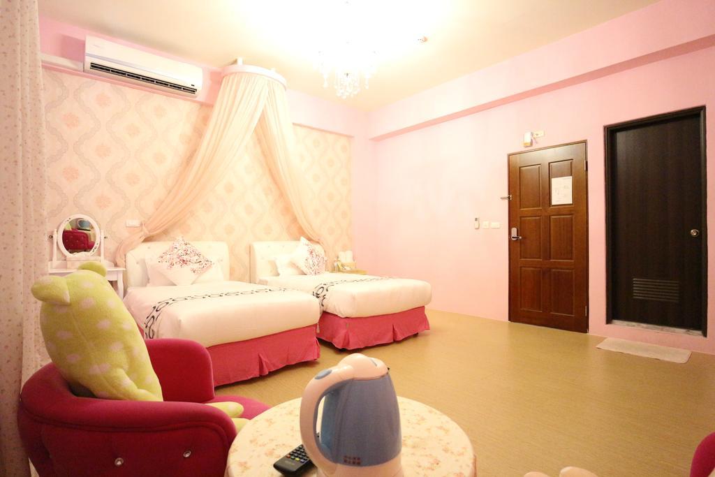 Aunt'S Bed And Breakfast T'ai-tung Esterno foto